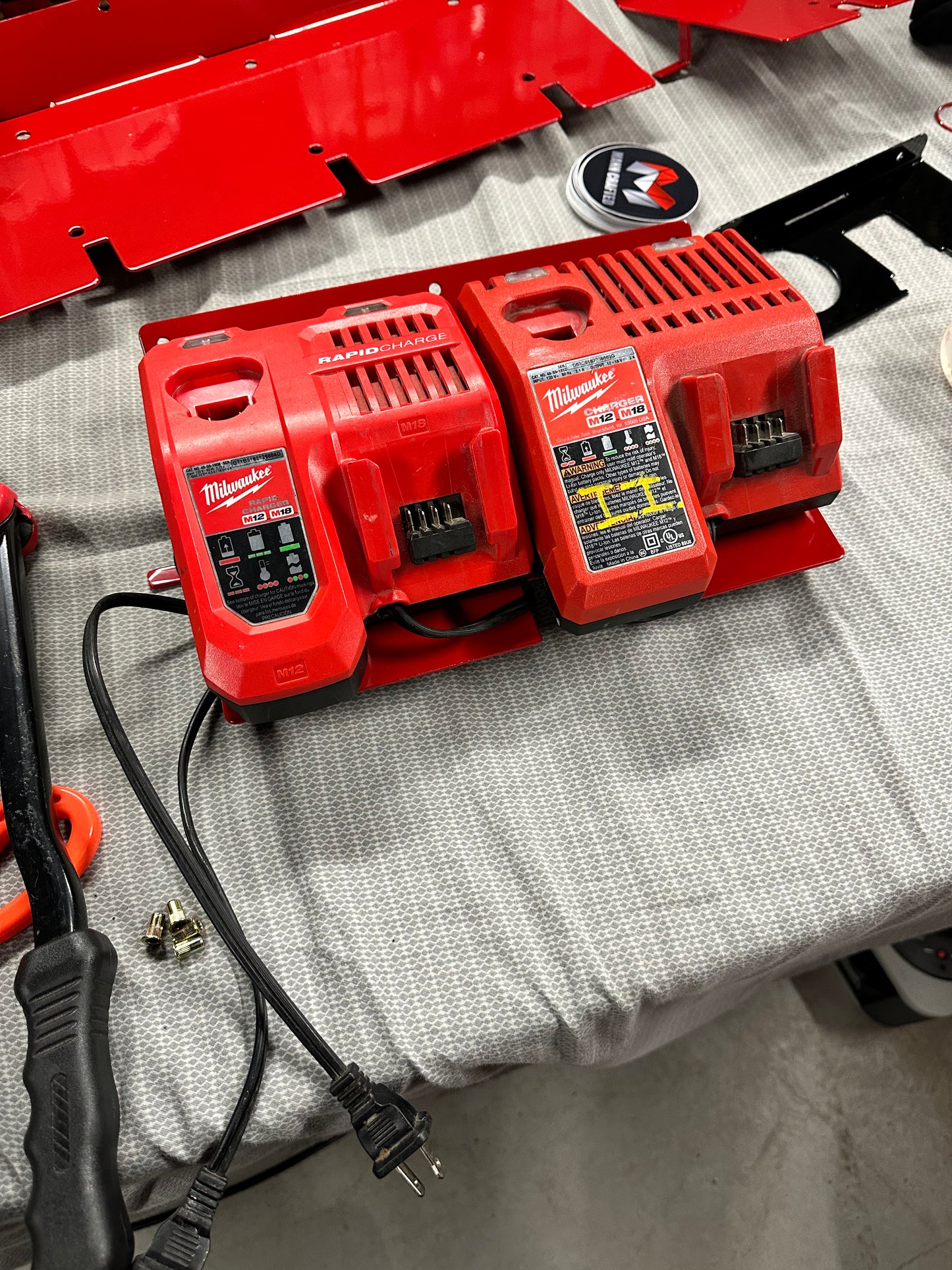 M18-12 Battery Charger Blind Mounts