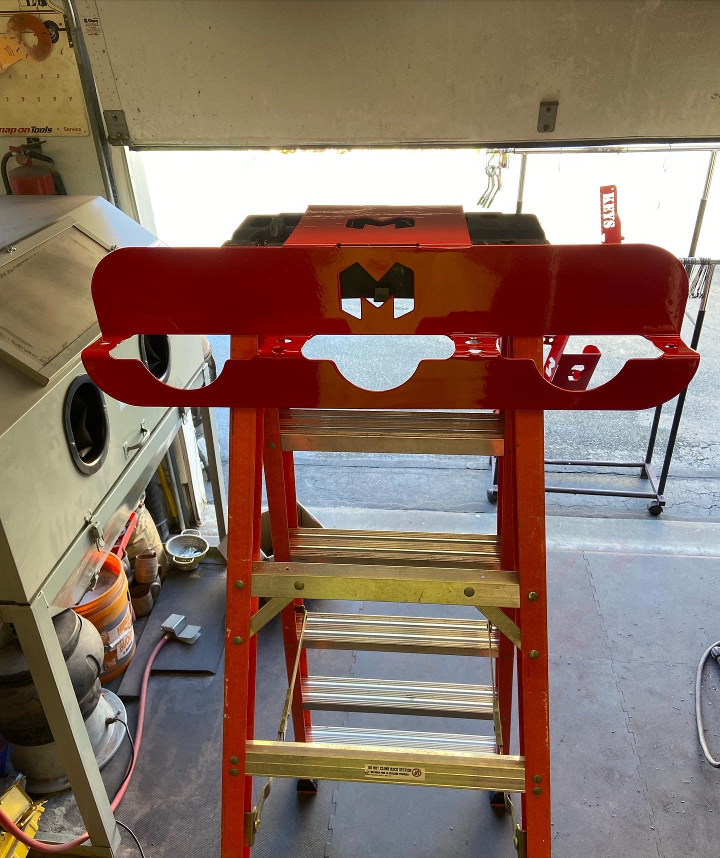 Ladder Rax