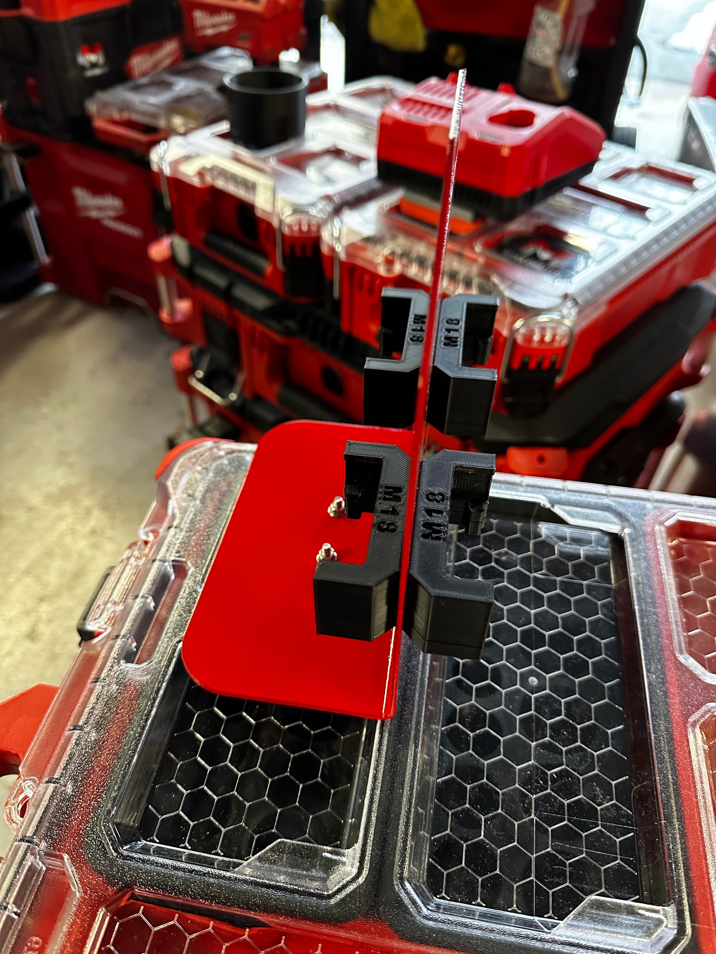 M18 & M12 Mobile Battery Bank