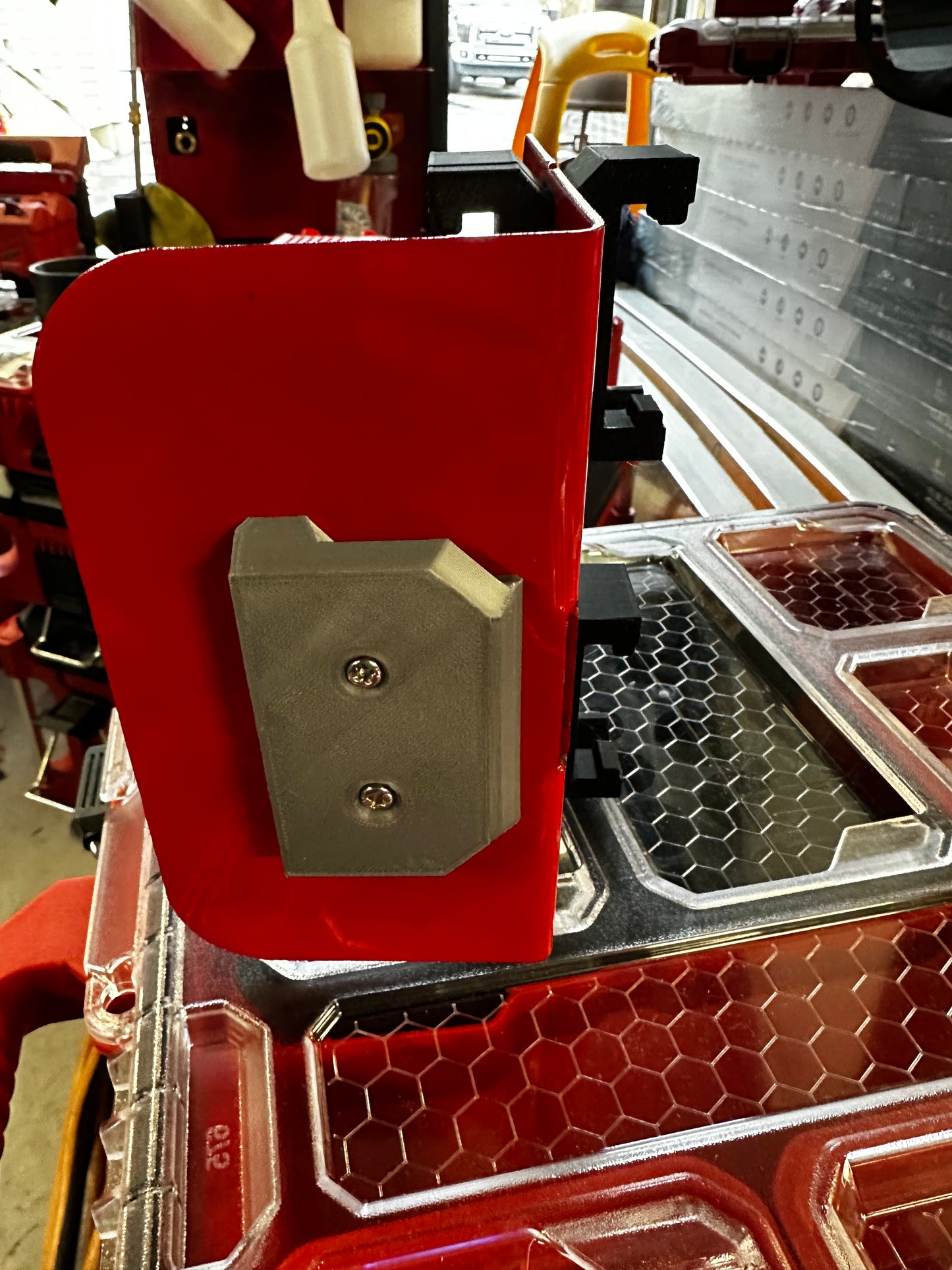M18 & M12 Mobile Battery Bank