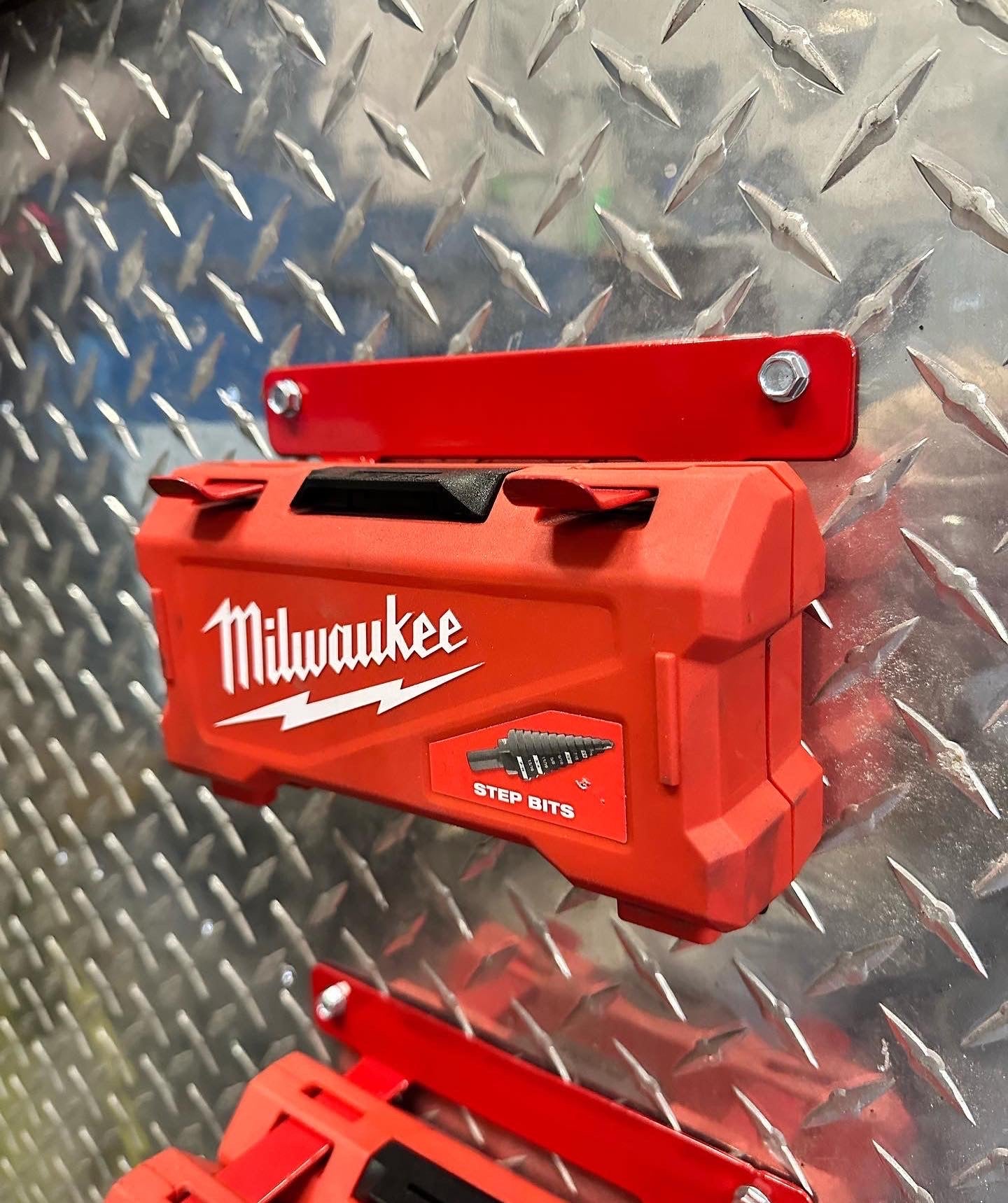 Shockwave Case Hangers